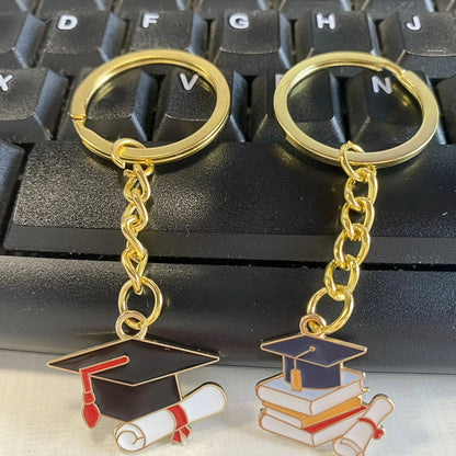 10pcs Class of 2025 Graduation Keychains, Party Favors and Gifts for Him and Her