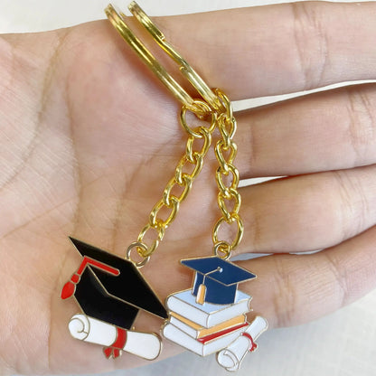 10pcs Class of 2025 Graduation Keychains, Party Favors and Gifts for Him and Her